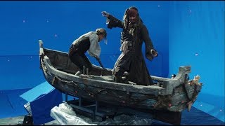 Pirates of the Caribbean Salazars Revenge  Behind the Scenes Ghost Sharks Attack  Disney NL [upl. by Wanda301]